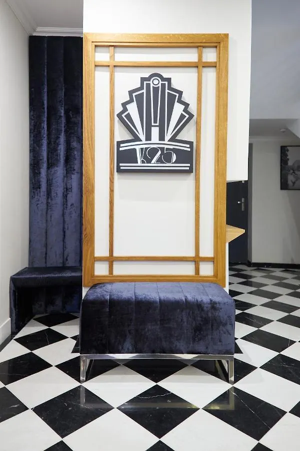 Aparthotel Apartamenty Klasztorna 25 Poznan